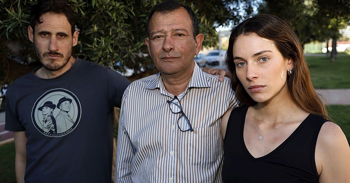 Va a ser largo. Raquel necesita ayuda por lo de Adamuz y estamos en un limbo legal