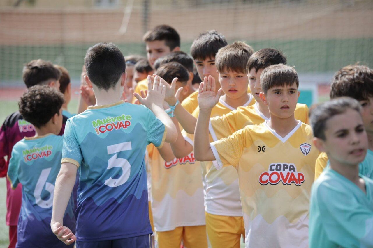 Conil acoge una nueva edición de la Copa Covap, referente del deporte y la educación en valores