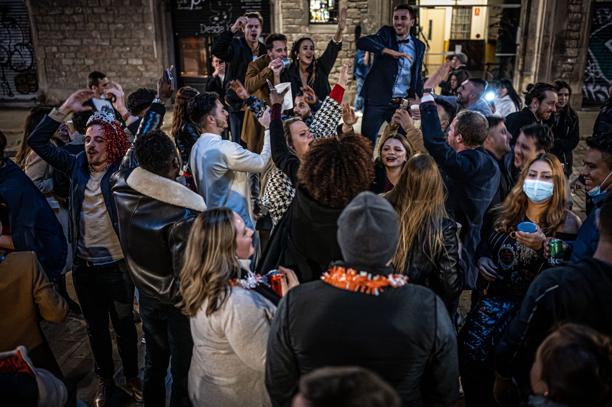 Vecinos de Barcelona crean un observatorio con datos para visibilizar el impacto del ruido en la ciudad