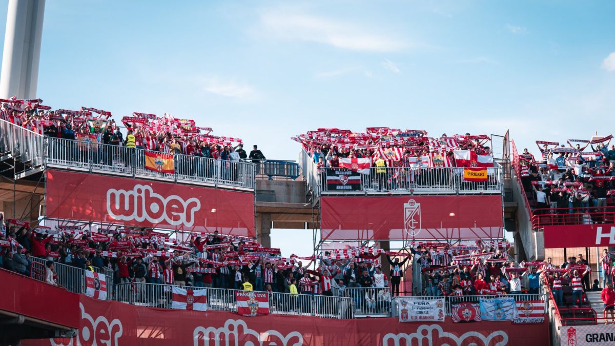 El Almería no estará solo en Granada