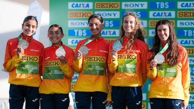 De ratones y zapatillas: la otra vida de la plata mundial Lidia Sánchez-Puebla