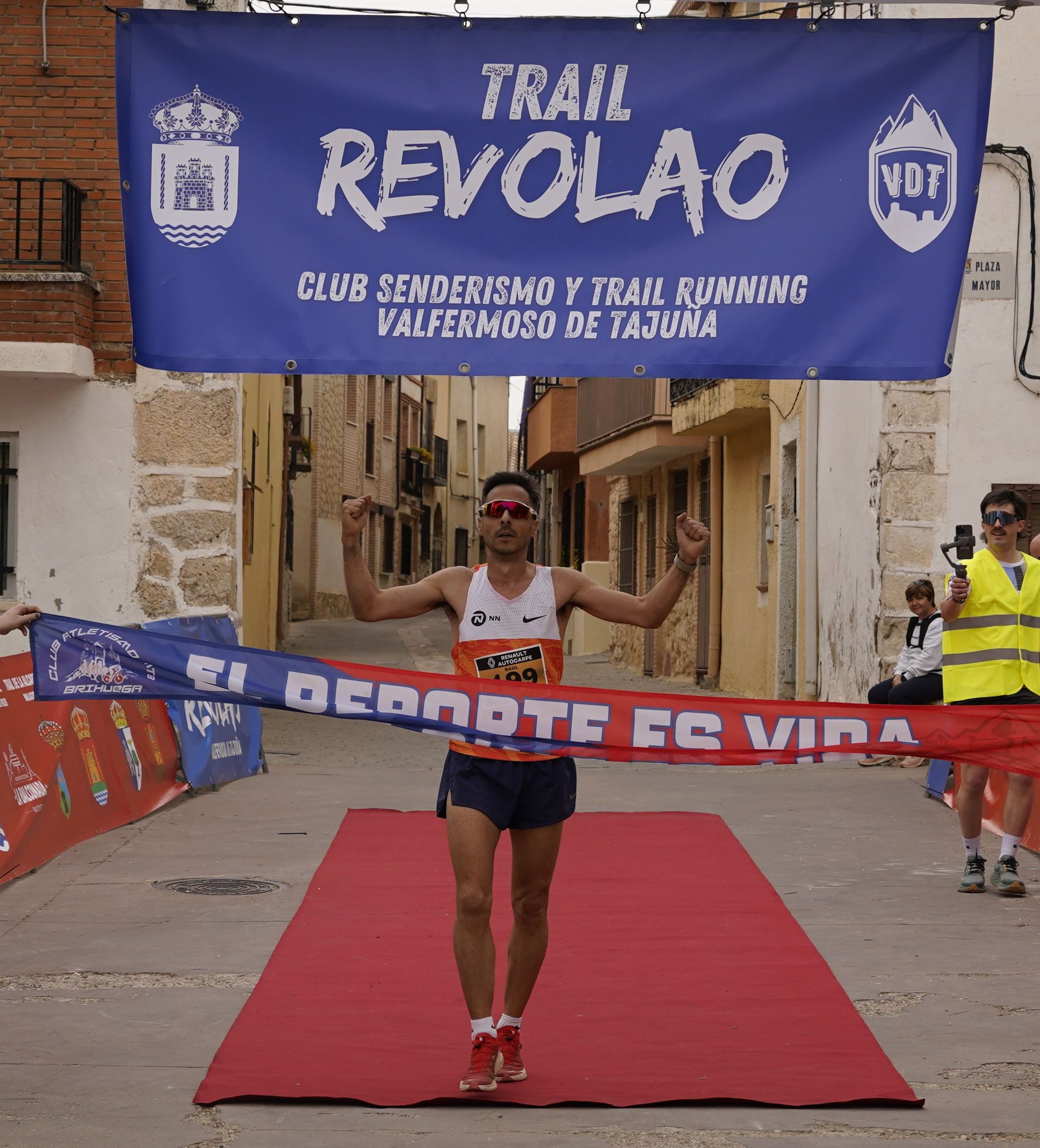 Raúl Taracena bate el récord del circuito en el II Trail Revolao de Valfermoso de Tajuña